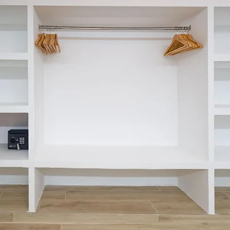 Royal Blue San Agustin * San Bartolomé