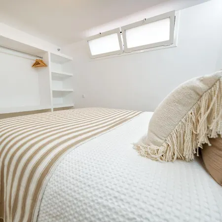 Royal Blue San Agustin *